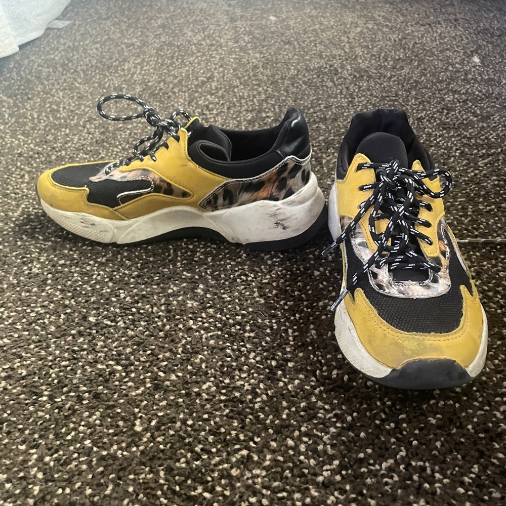 Claudia ghizanni trainers